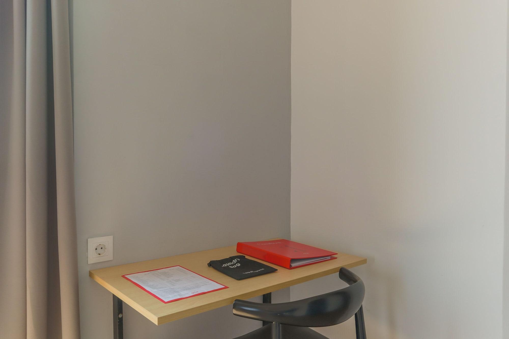 Super Oyo Townhouse 2 Hotel Gunung Sahari Jakarta Ngoại thất bức ảnh