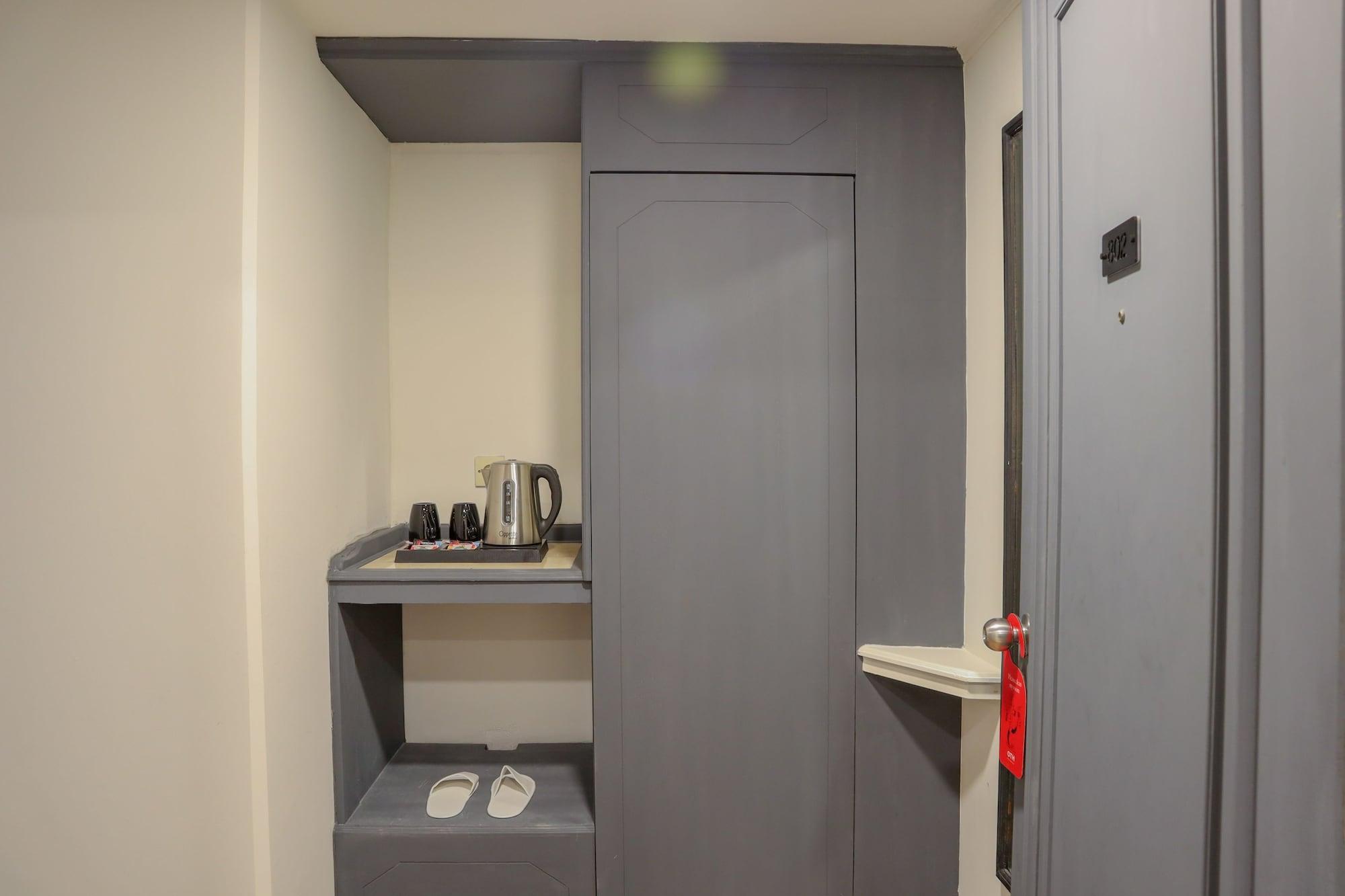 Super Oyo Townhouse 2 Hotel Gunung Sahari Jakarta Ngoại thất bức ảnh