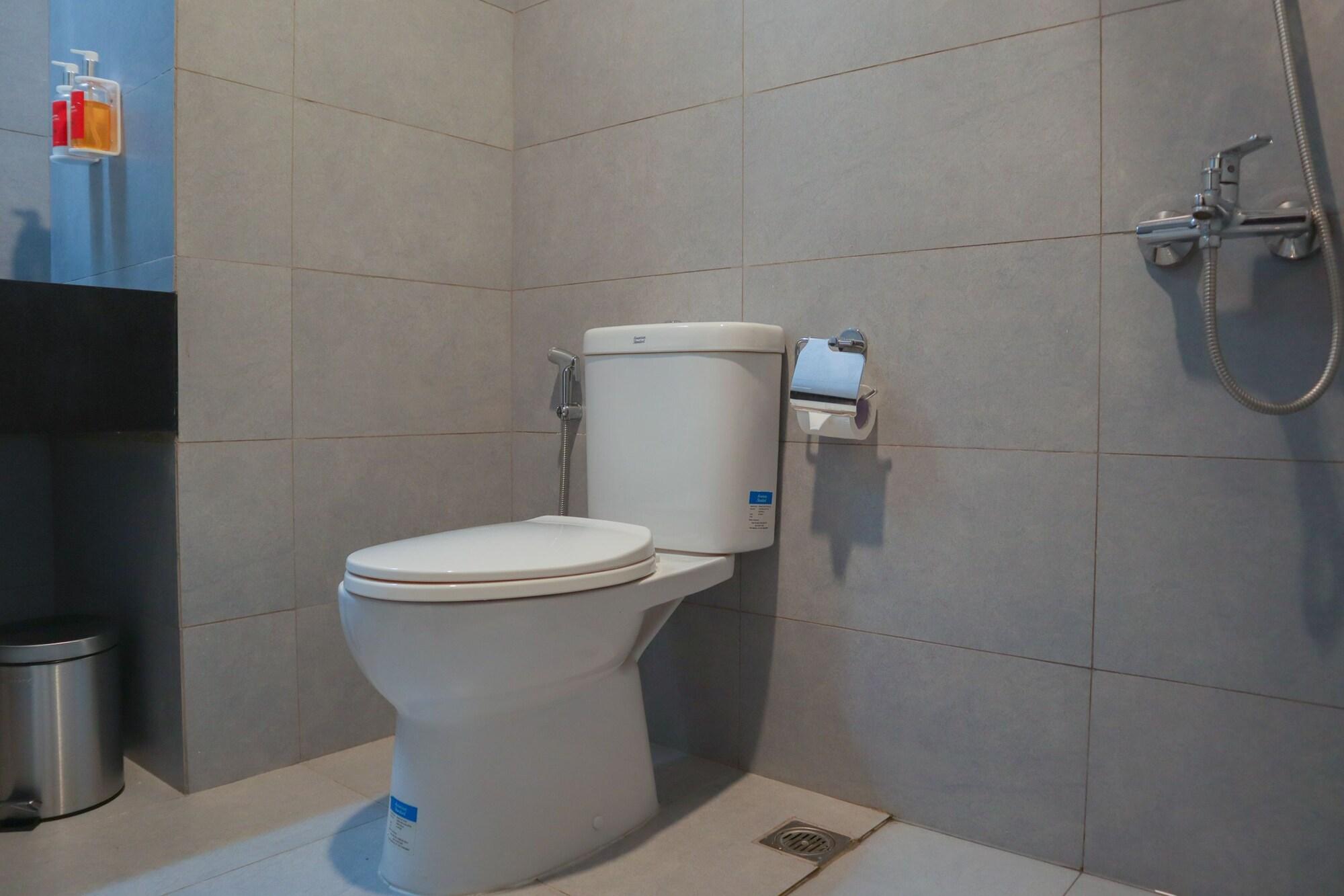Super Oyo Townhouse 2 Hotel Gunung Sahari Jakarta Ngoại thất bức ảnh