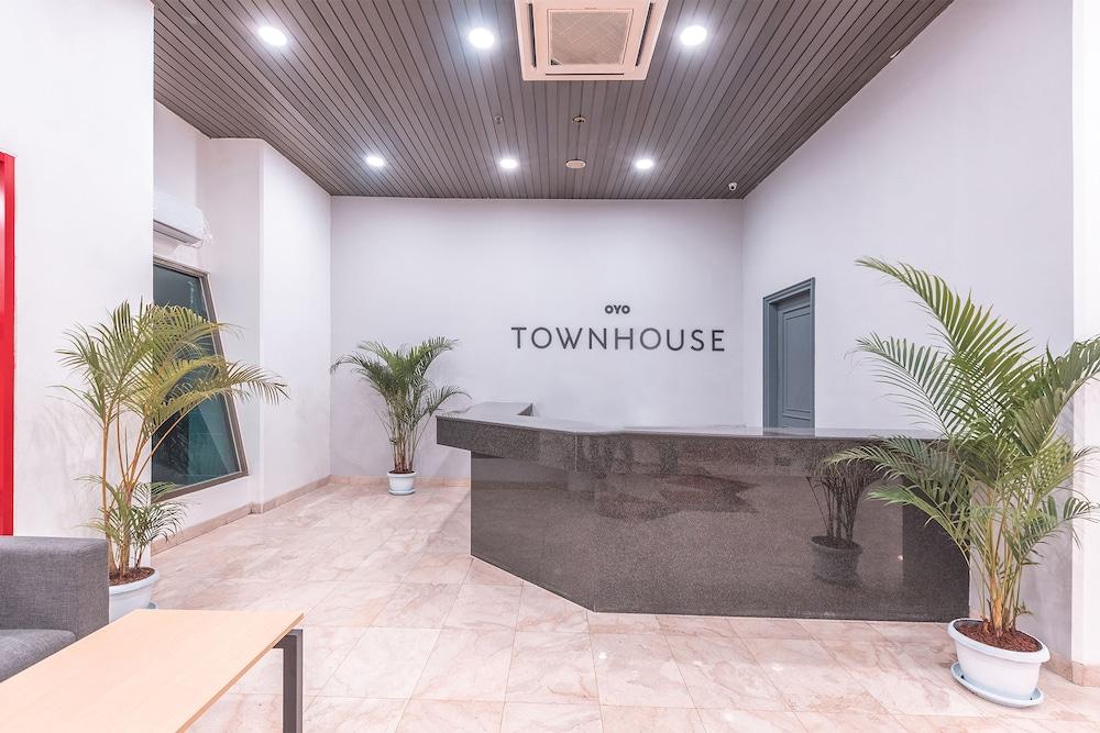 Super Oyo Townhouse 2 Hotel Gunung Sahari Jakarta Ngoại thất bức ảnh