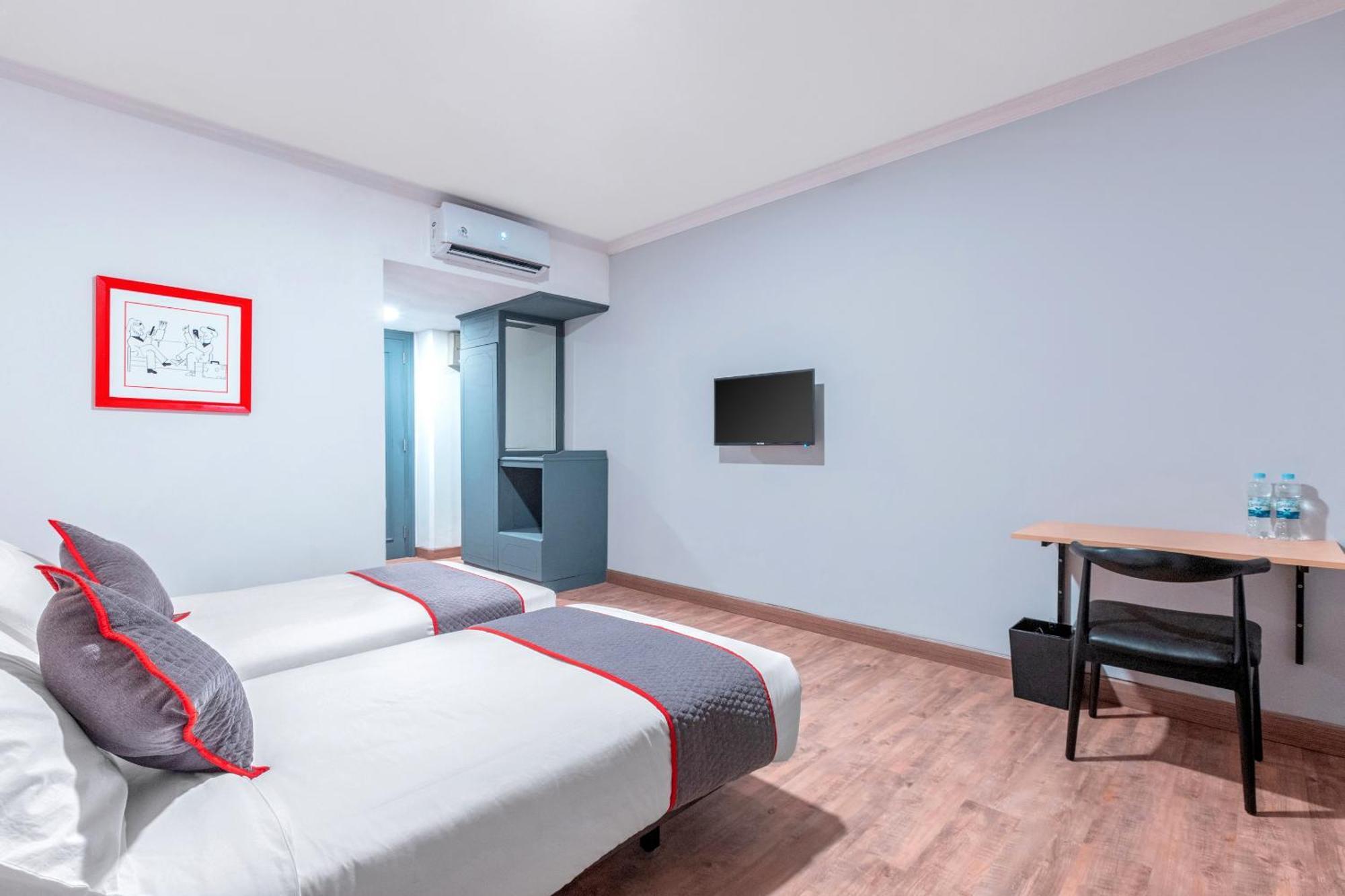 Super Oyo Townhouse 2 Hotel Gunung Sahari Jakarta Ngoại thất bức ảnh