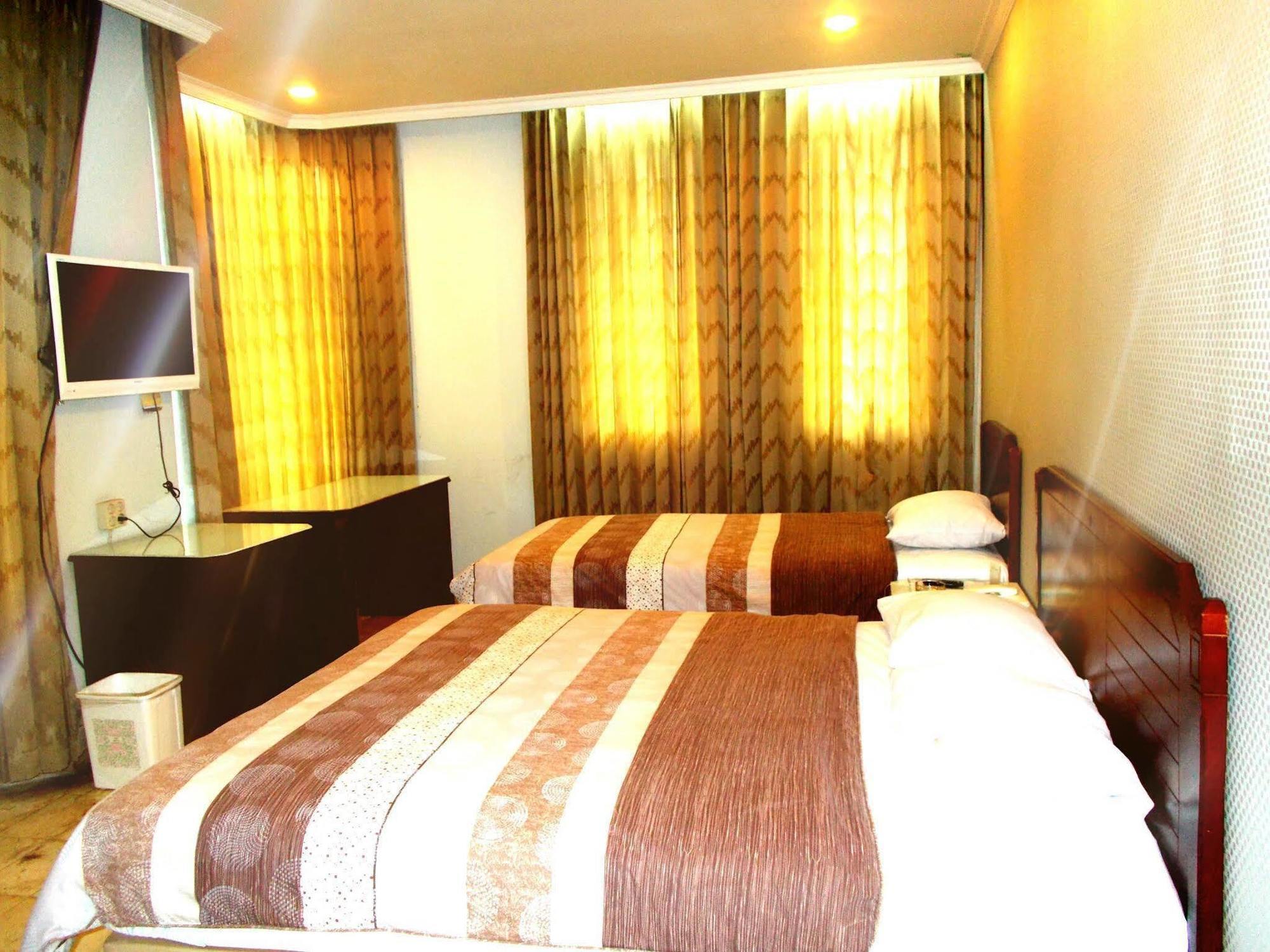 Super Oyo Townhouse 2 Hotel Gunung Sahari Jakarta Ngoại thất bức ảnh