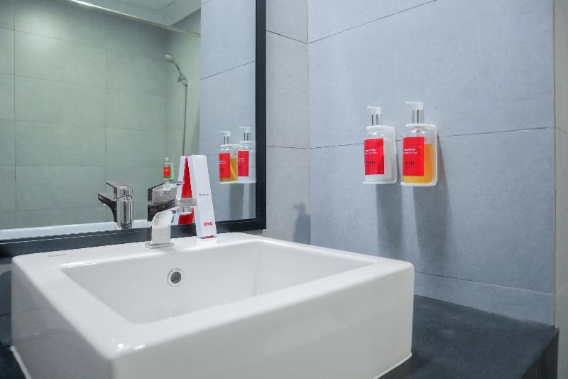 Super Oyo Townhouse 2 Hotel Gunung Sahari Jakarta Ngoại thất bức ảnh